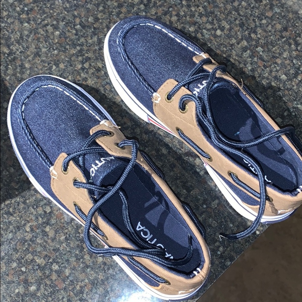Boys Nautica Shoes